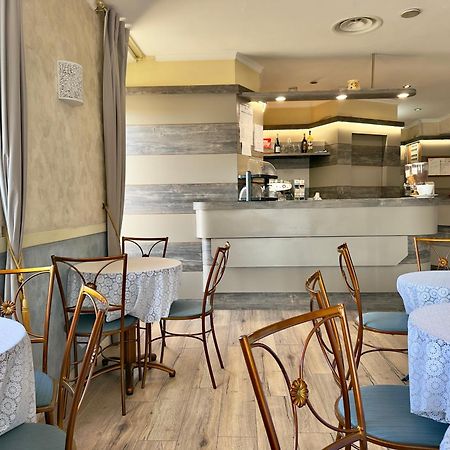 Hotel Laura Róma Kültér fotó