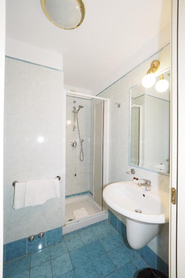 Hotel Laura Róma Kültér fotó