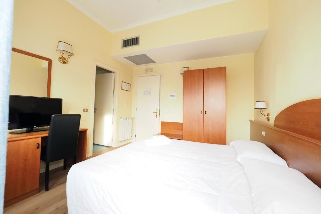 Hotel Laura Róma Kültér fotó