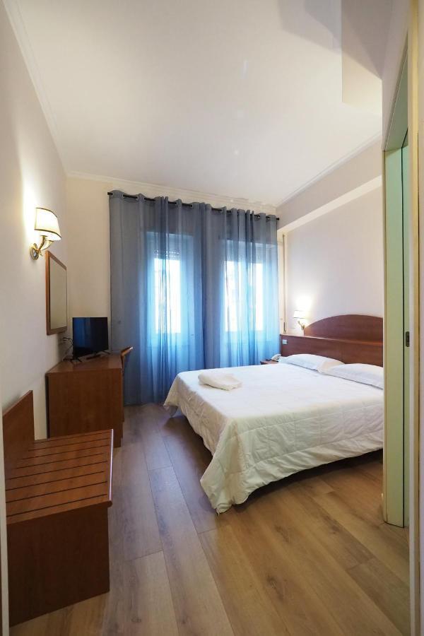 Hotel Laura Róma Kültér fotó