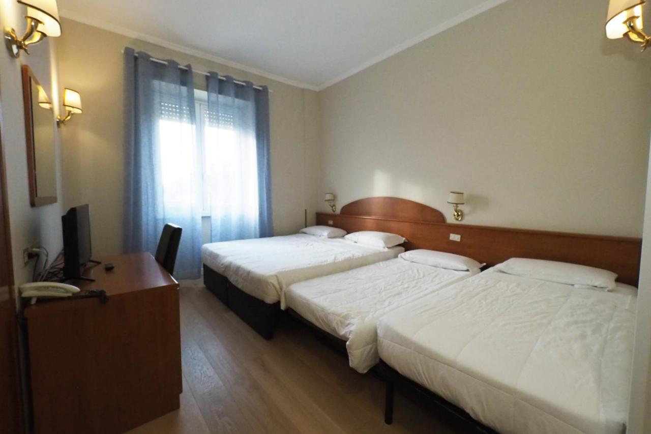 Hotel Laura Róma Kültér fotó